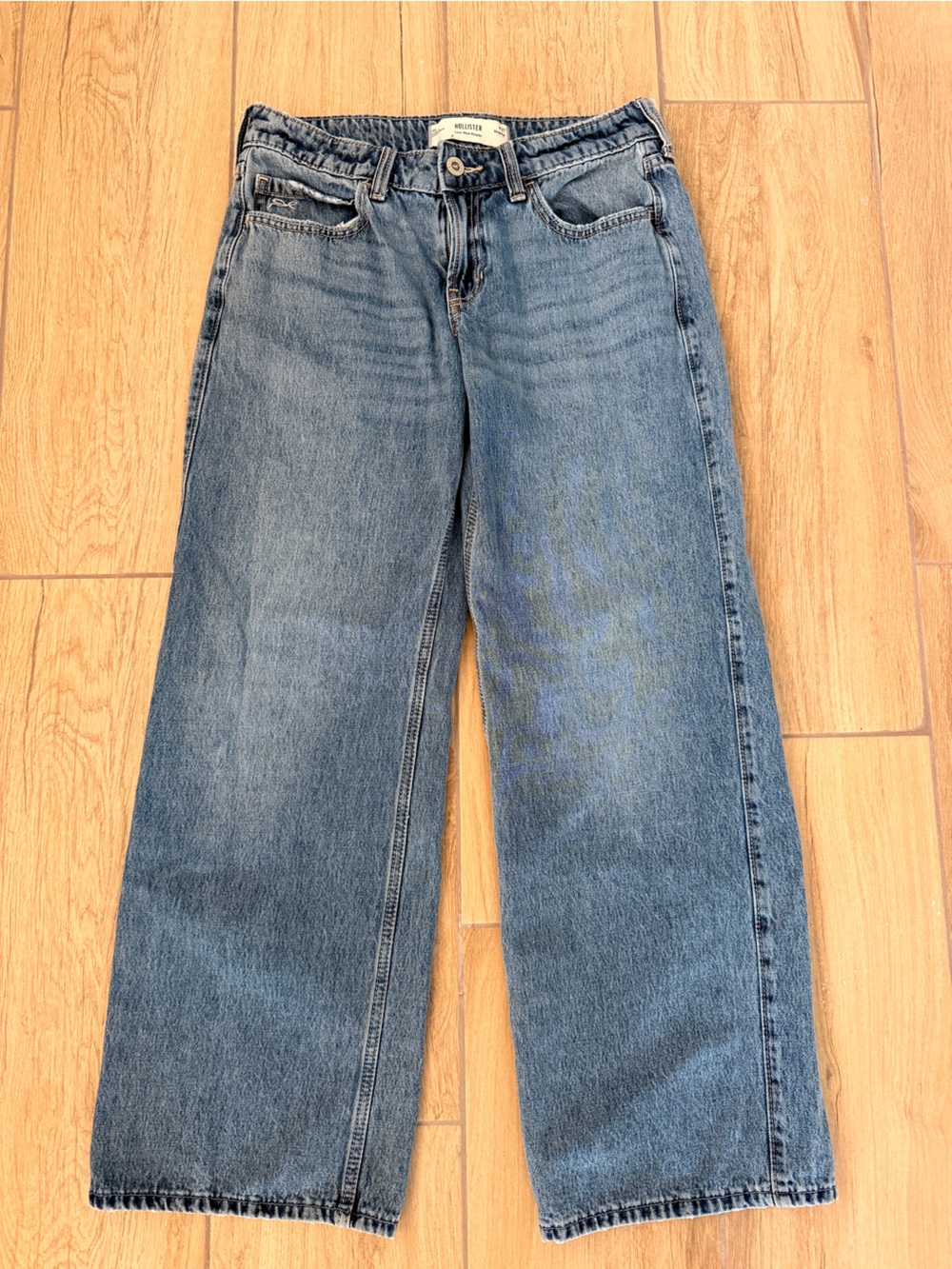 Women’s Classic Blue Straight-Leg Jeans